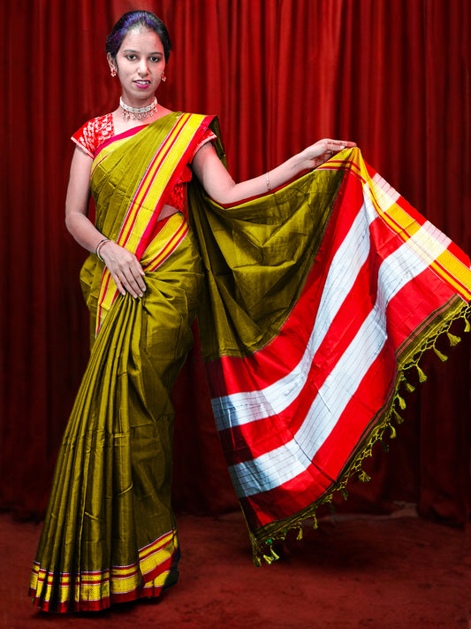 Irkal Cotton Saree for Women Phakkat Mehandi Saree Front View
