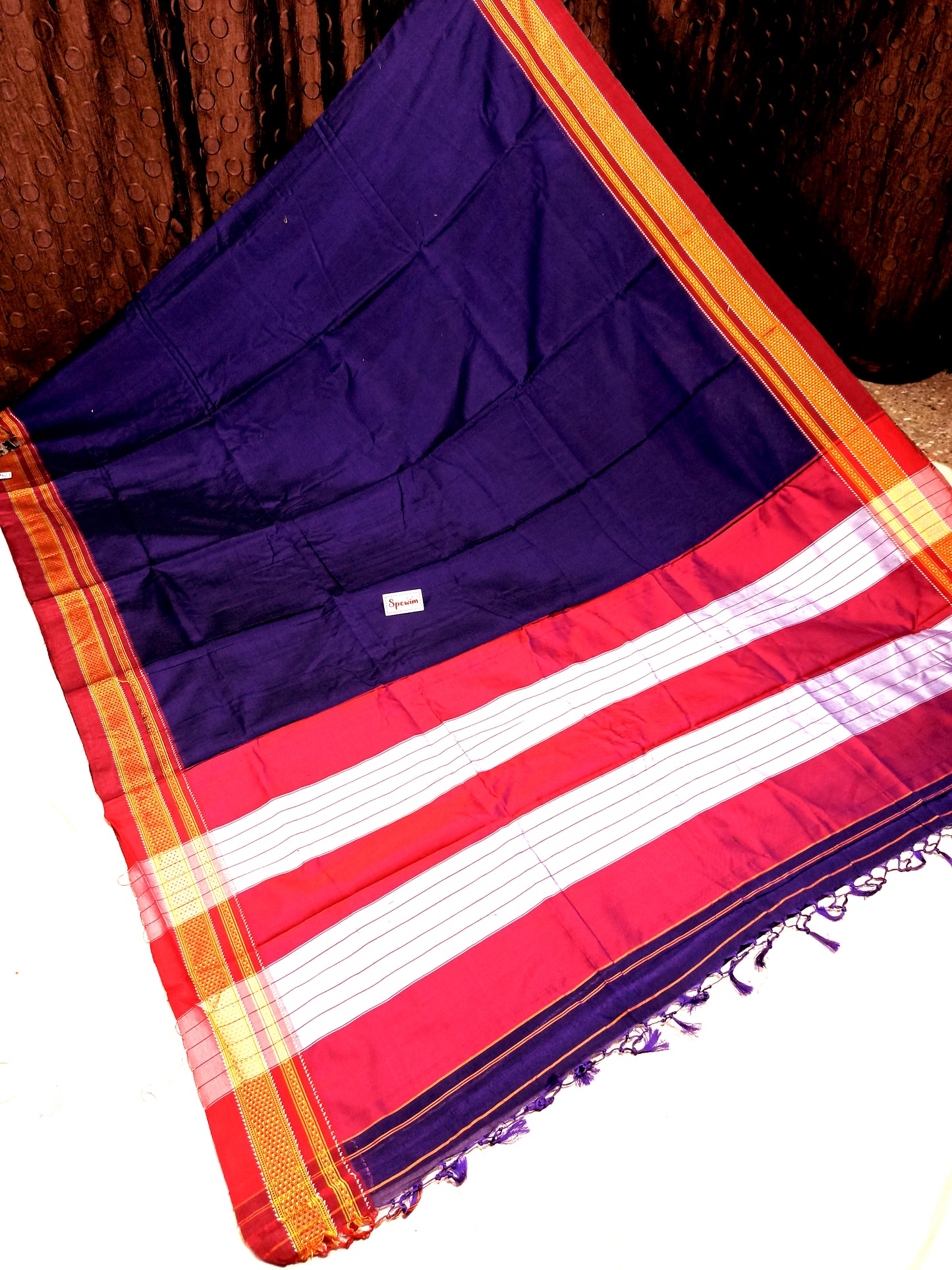 Irkal Cotton Saree for Women Phakkat Navy Blue Border Close-up