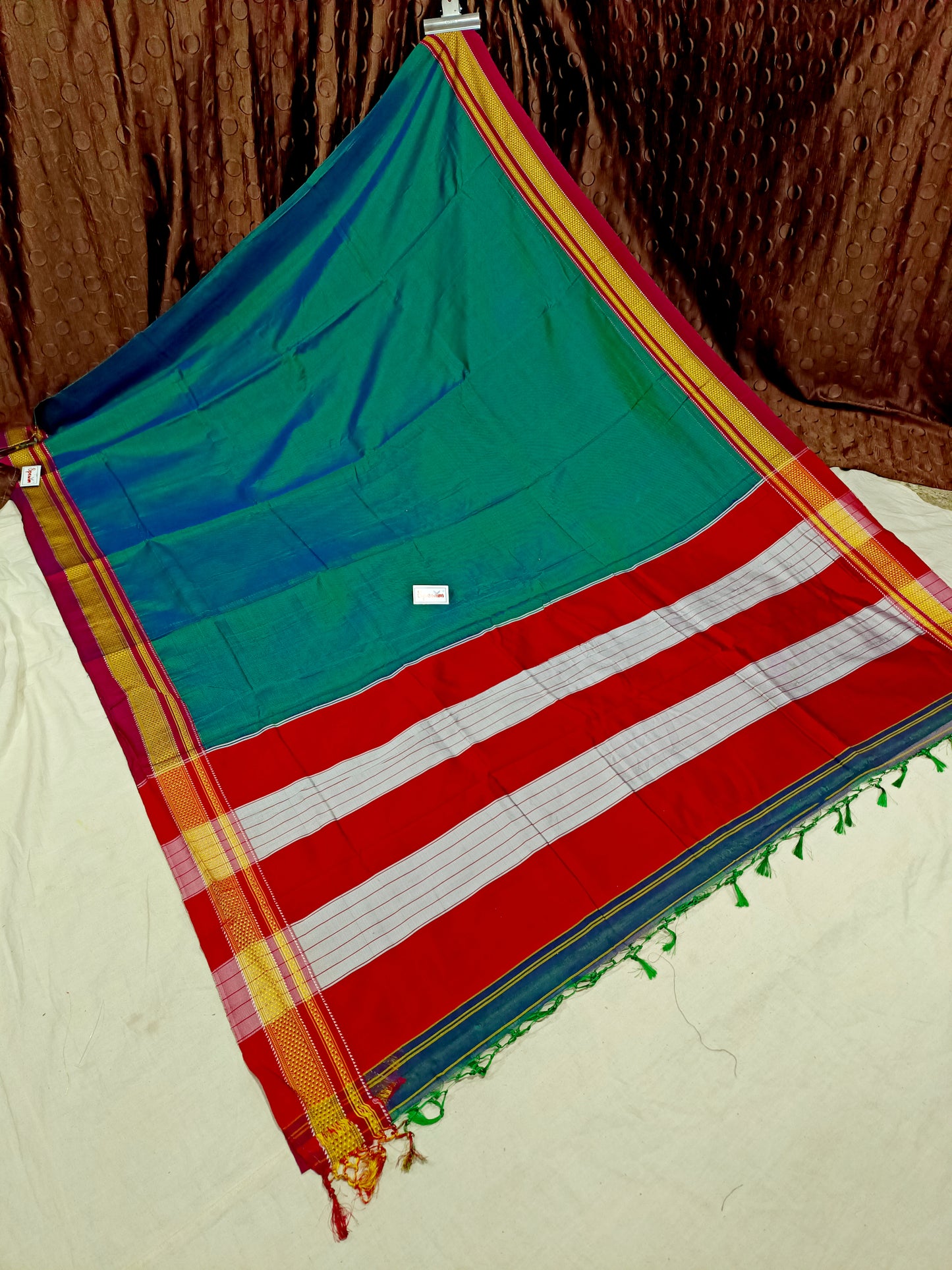 Irkal Cotton Saree for Women Phakkat Morpankhi Border Close-up