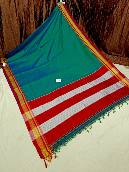 Irkal Cotton Saree for Women Phakkat Morpankhi Border Close-up