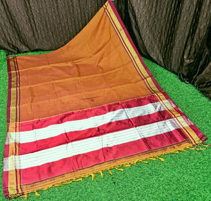 Irkal Cotton Saree for Women Phakkat Brown Border Close-up