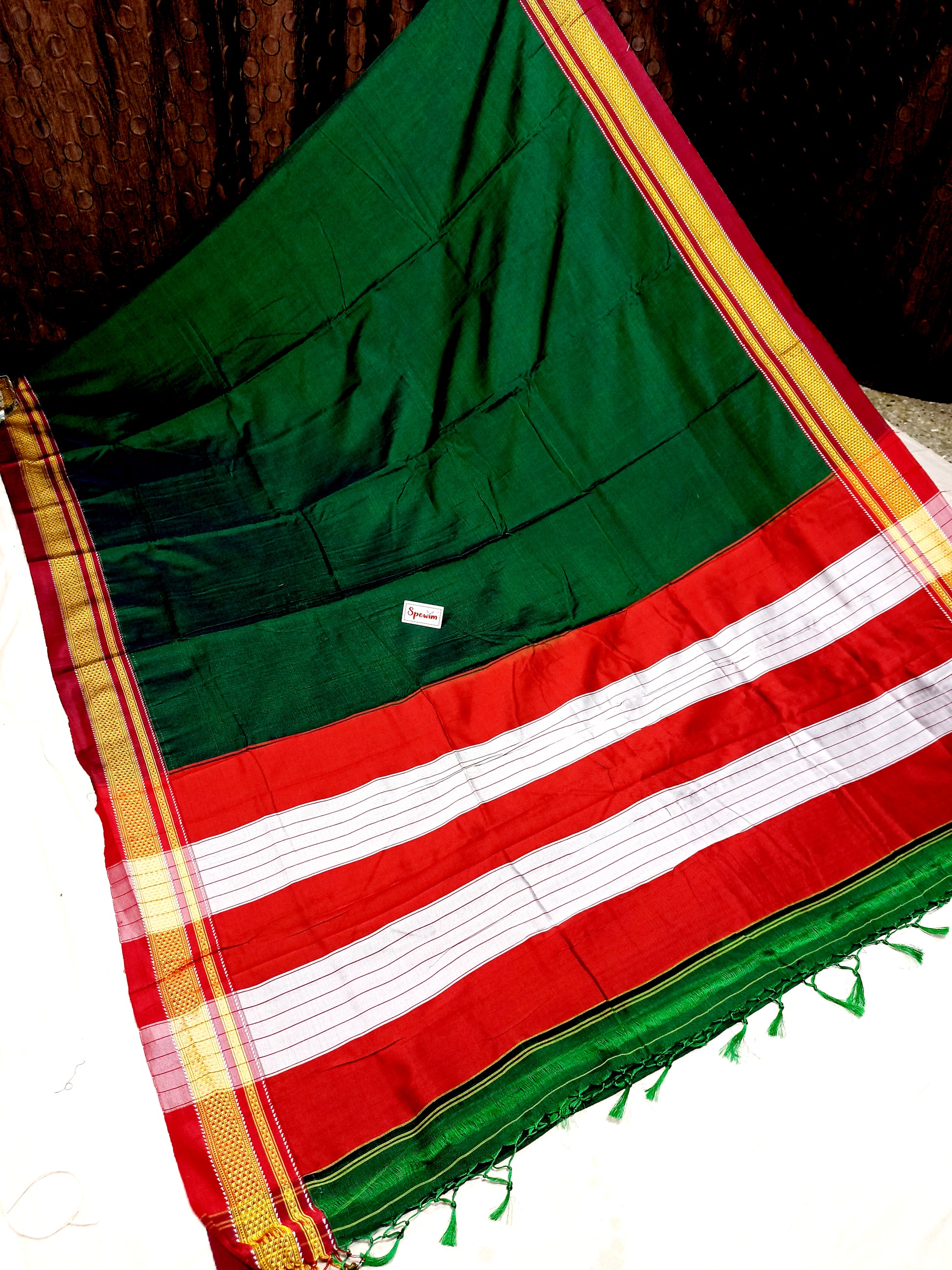Irkal Cotton Saree for Women Phakkat Golden Border View