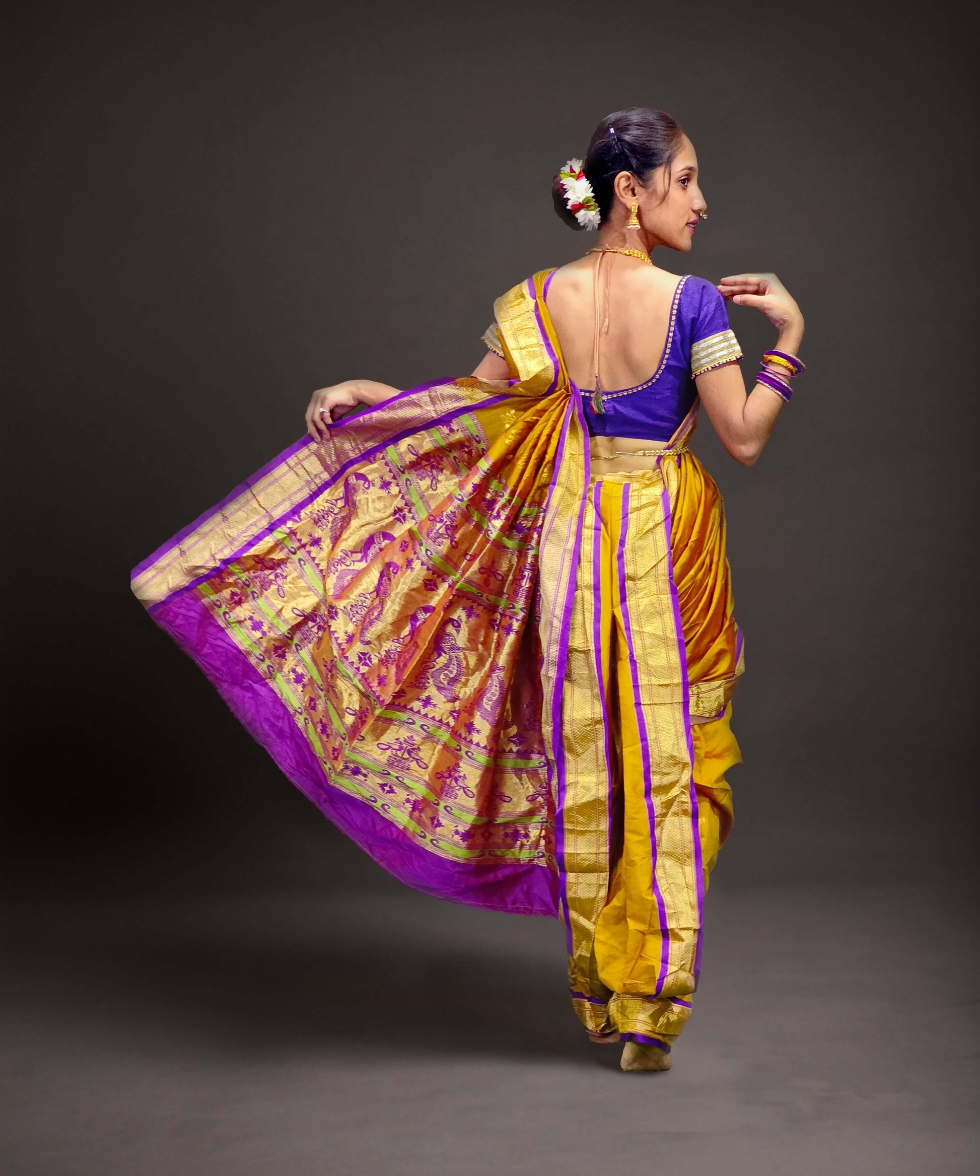 Ready-Made Nauvari Saree for Women Phakkat Peshwai Style