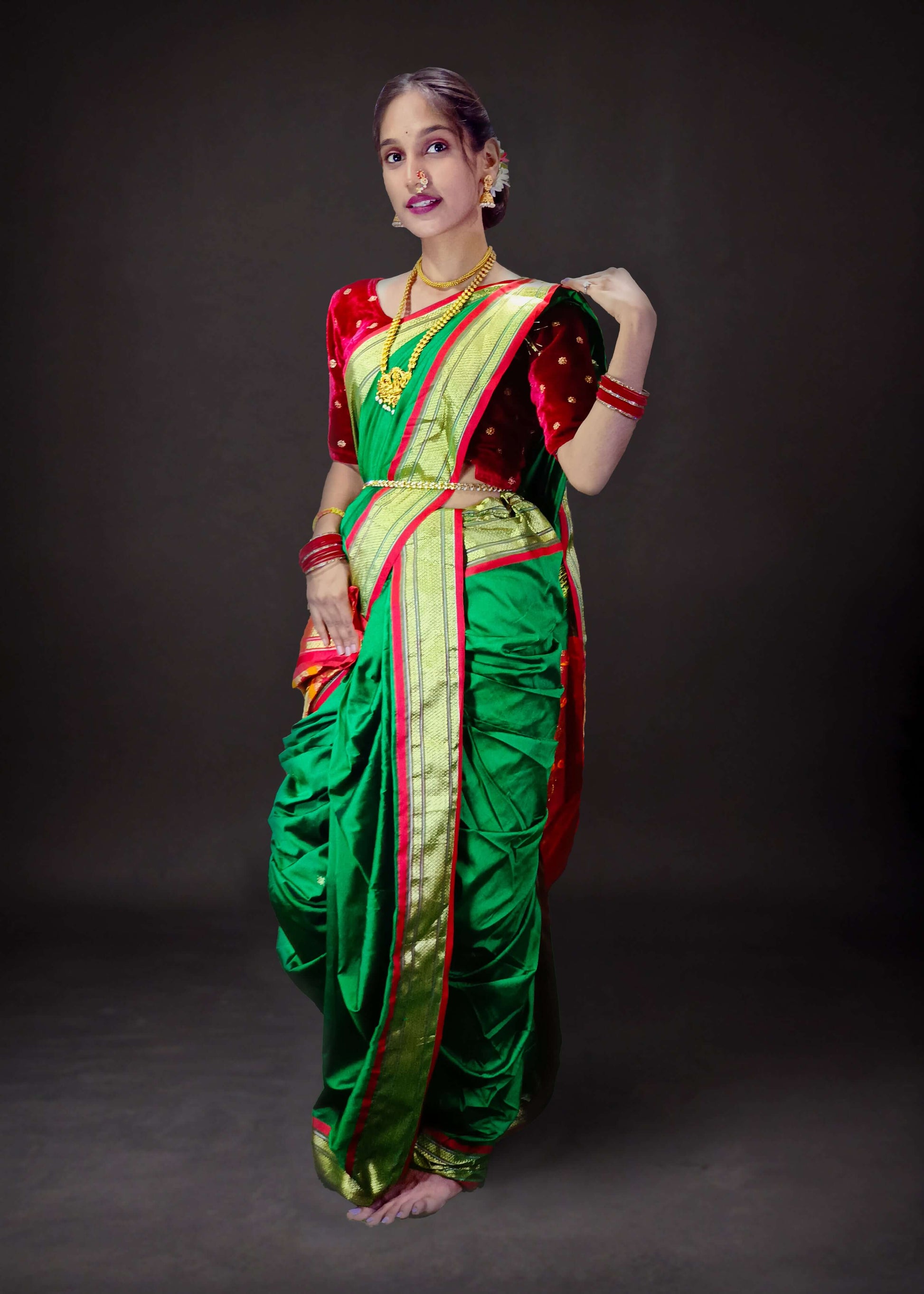 Ready-Made Nauvari Saree for Women Phakkat Green Peshwai Style Saree